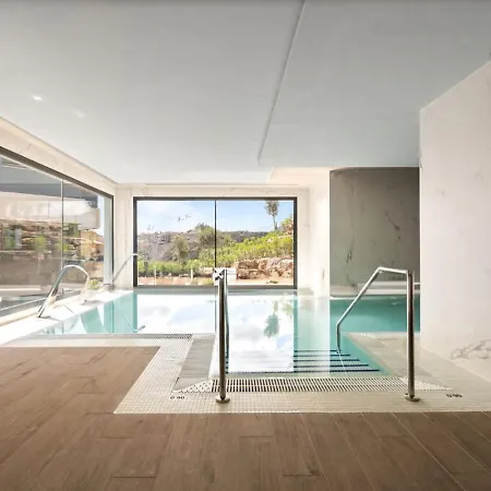 Luxury Oasis 325 With Pool, Spa, And Golf Estepona