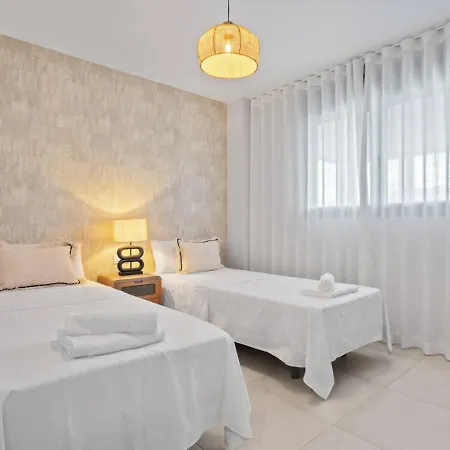 Luxury Oasis 325 With Pool, Spa, And Golf Apartamento Estepona