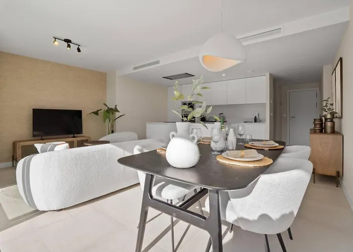 Luxury Oasis 325 With Pool, Spa, And Golf Estepona