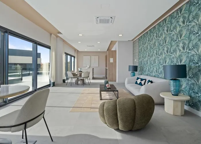 Luxury Oasis 325 With Pool, Spa, And Golf Estepona