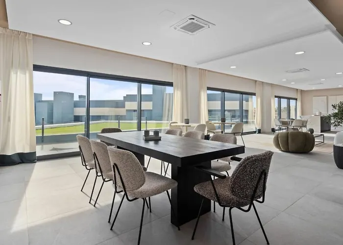 Luxury Oasis 325 With Pool, Spa, And Golf