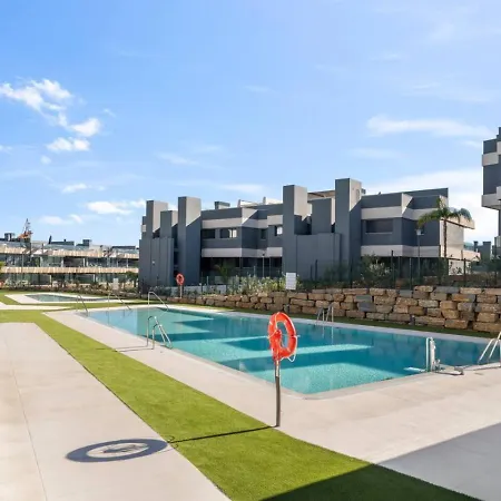 Luxury Oasis 325 With Pool, Spa, And Golf